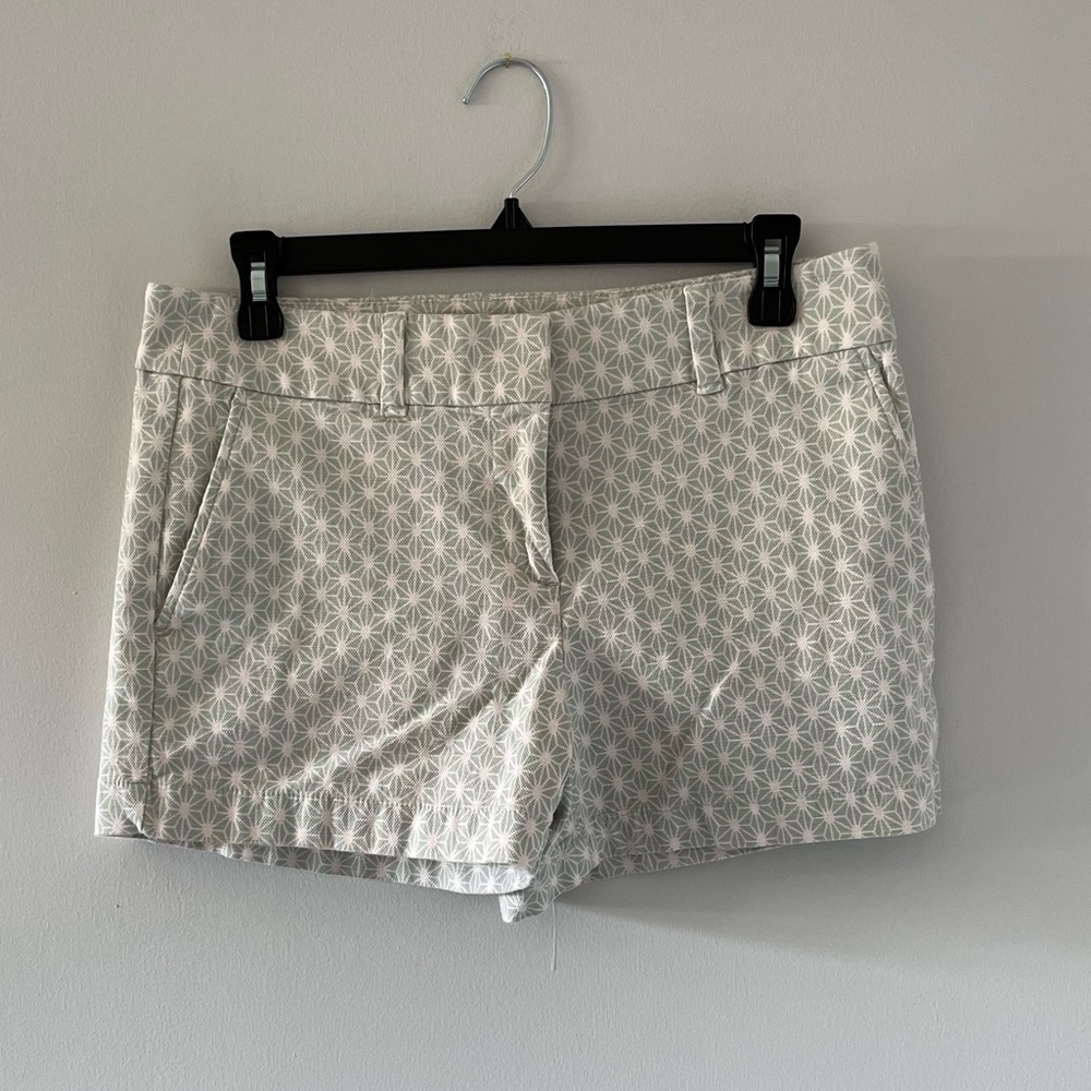 Loft Size 2 - 4” inseam